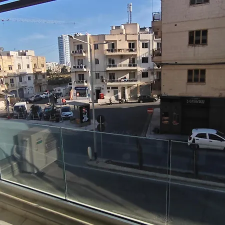 شقة J S Midway Gzira